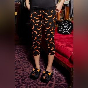 Sourpuss Clothing Orange Luna Bat Capri Leggings